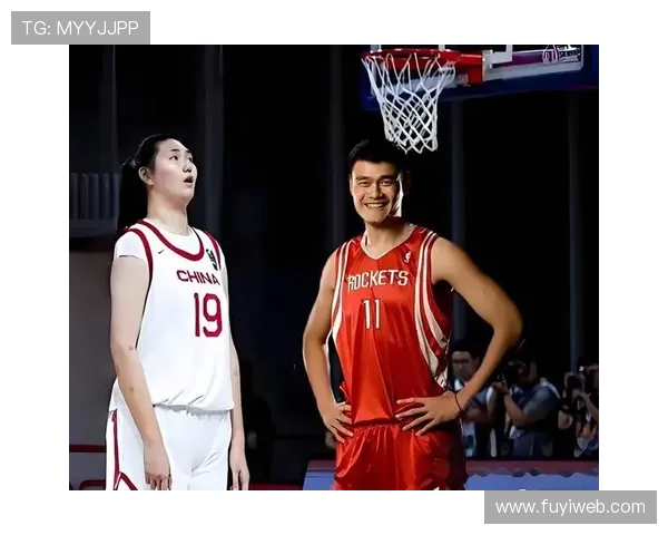 清华大学与姚明的传奇故事：从篮球场到学术殿堂的跨界合作与启示